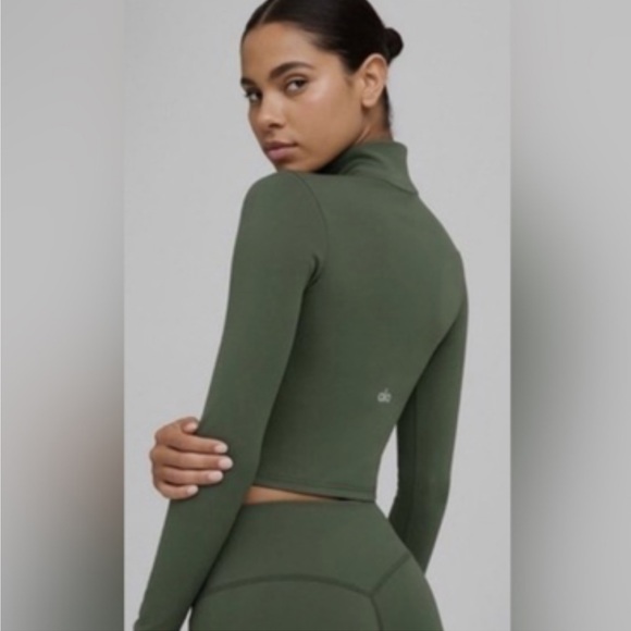 NEW ALO Yoga Soft Sculpt Precision 1/4 Zip Long Sleeve Clover Green Top XS - Picture 5 of 16
